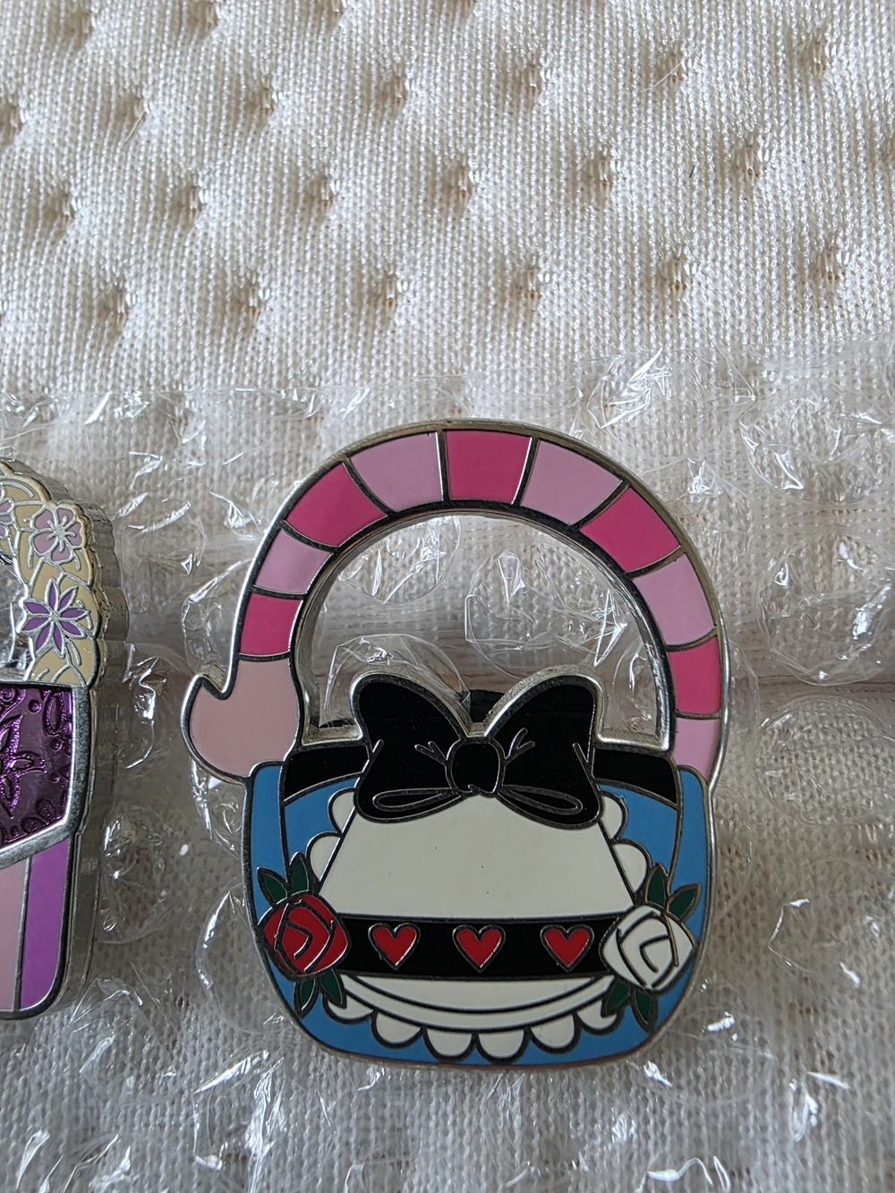DISNEY Princess Handbag Pins - Picture 9 of 15